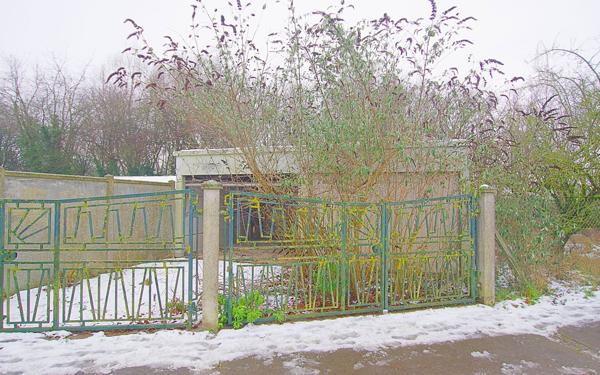 Stationnement à vendre    180 m2 Mesnil-Saint-Nicaise