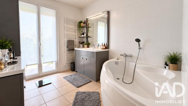 Maison à vendre 6 pièces 150 m² Chessy