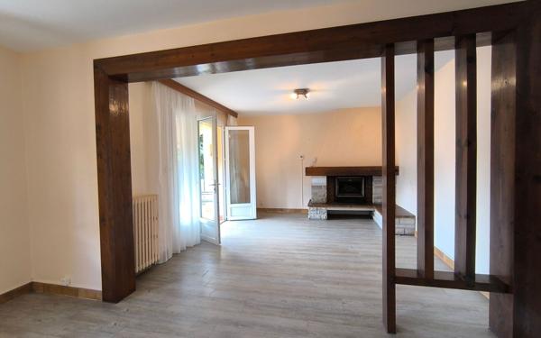 Maison à vendre    5 pièces • 97 m2 Mont-de-Marsan