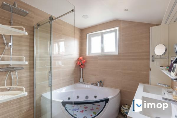 Polangis. Belle maison de famille en très bon état