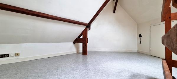 Appartement duplex de type 1bis proche centre-ville