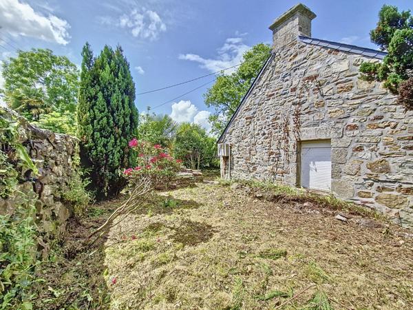 Longère de 3 pièces, 80 m² à Plomodiern 29550