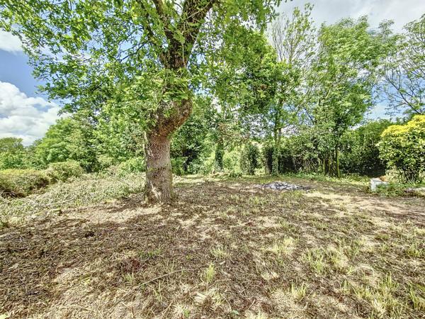 Longère de 3 pièces, 80 m² à Plomodiern 29550