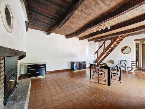 Longère de 3 pièces, 80 m² à Plomodiern 29550