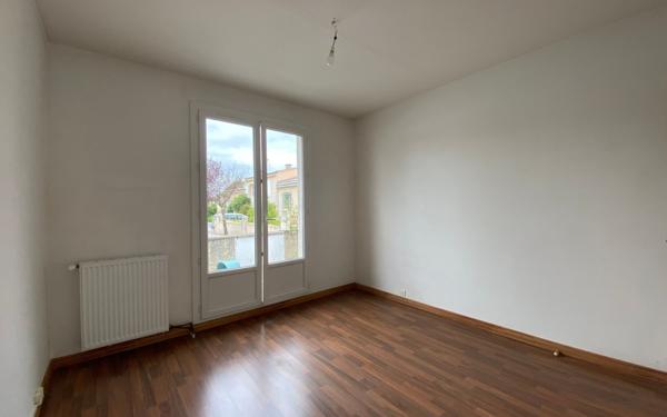 Maison à louer    3 pièces •  Castres