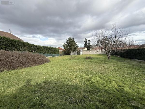 Terrain à Batir à vendre à Charmeil dans l'Allier (03110), ref : 2026/996-03020