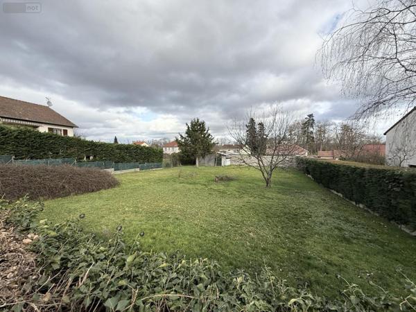 Terrain à Batir à vendre à Charmeil dans l'Allier (03110), ref : 2026/996-03020