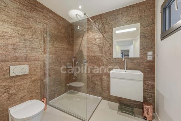 Maison à vendre 7 pièces CROZET (01)