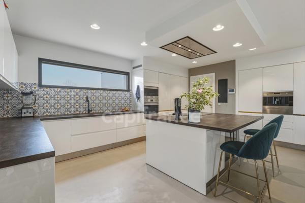 Maison à vendre 7 pièces CROZET (01)