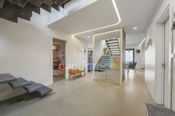 Maison à vendre 7 pièces CROZET (01)