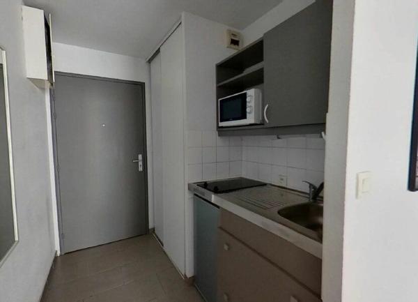 Appartement à louer    1 pièce • 21,44 m2 Lyon 3