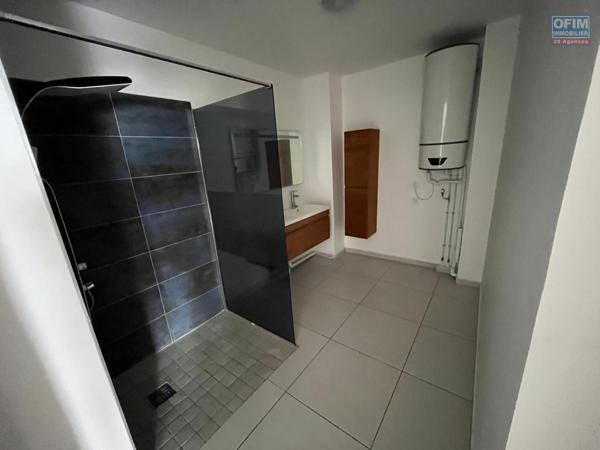 A VENDRE APPARTEMENT F3 DE 74.23 M2 AU CENTRE VILLE DE SAINT DENIS
