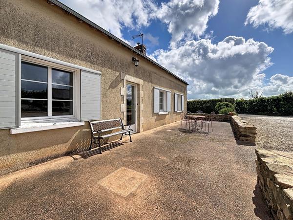 Maison Le Buret 6 pièce(s) 110.30 m2