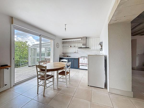 Maison Le Buret 6 pièce(s) 110.30 m2