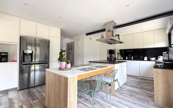 Maison à vendre    6 pièces •  Baillet-en-France