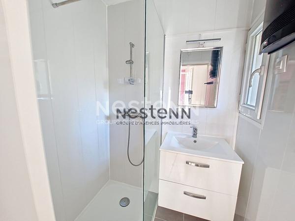 Maison de ville Saint Laurent D Aigouze 7 pièce(s) 140 m2