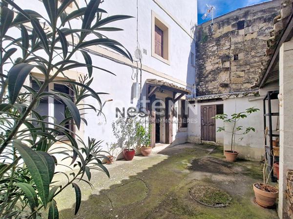 Maison de ville Saint Laurent D Aigouze 7 pièce(s) 140 m2