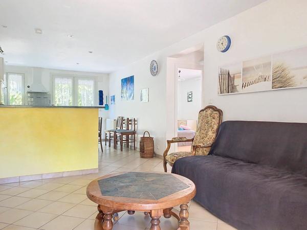 Maison à vendre    13 pièces •  Aytré