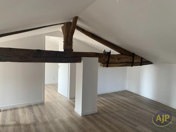 Location maison Vieillevigne : 1 000 € - AJP Immobilier Vieillevigne