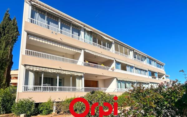 Appartement à vendre    2 pièces •  Bandol