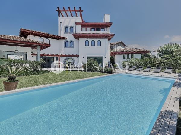 NIVELLE – MAISON CONTEMPORAINE A LOUER AVEC PISCINE PLAGE A PIED – 10 PERSONNES, CIBOURE