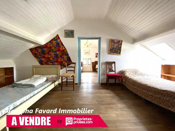 Maison 4 chambres -121 m² - Jardin paysager 2500  m² -Garage  45 m²