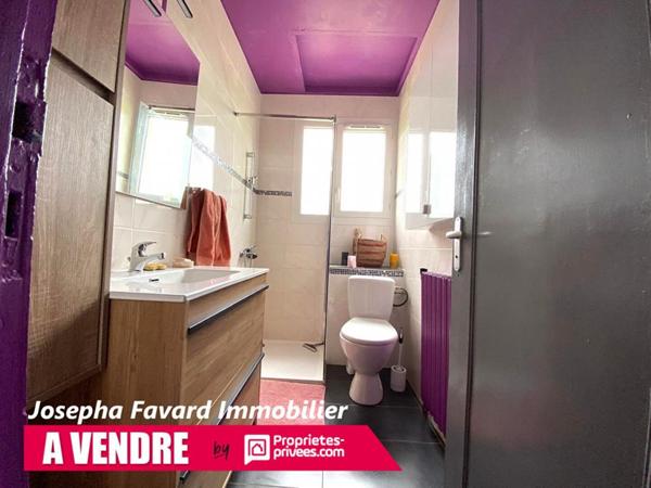 Maison 4 chambres -121 m² - Jardin paysager 2500  m² -Garage  45 m²