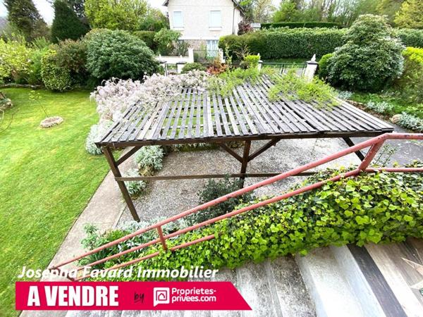 Maison 4 chambres -121 m² - Jardin paysager 2500  m² -Garage  45 m²