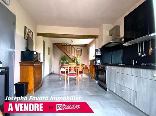 Maison 4 chambres -121 m² - Jardin paysager 2500  m² -Garage  45 m²