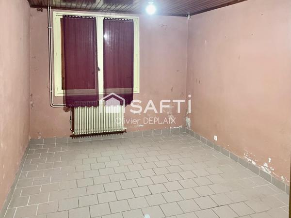 grande ferme à rénover à 5 minutes de Nérac.