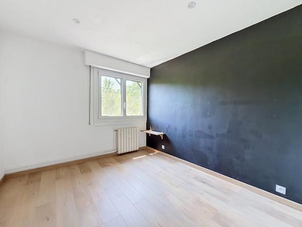 Appartement
         3 pièces
        - 69 m² Exclusivité 164 000 € *
