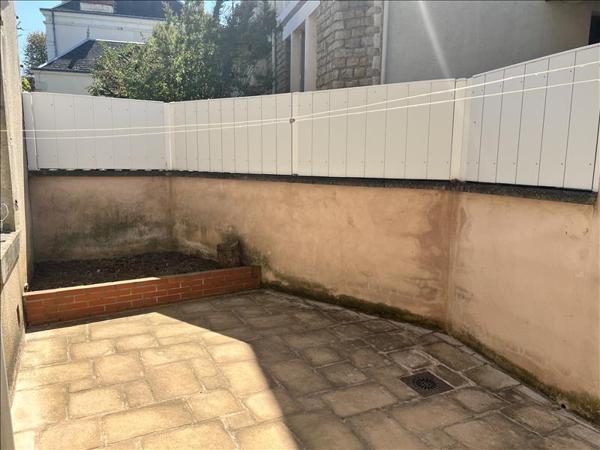 Maison à louer 640 € CC LA CHATRE 5 p 102 m² DPE D