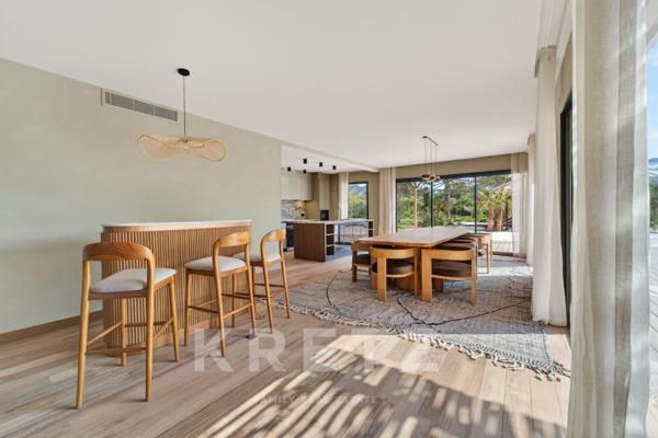 Propriété d’exception à Eygalières – Domaine d'1 hectare, villa contemporaine 500 m², vue Alpilles