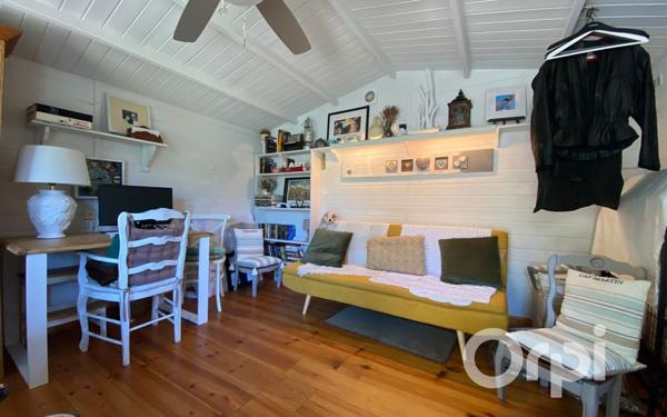 Maison à vendre    5 pièces • 84,44 m2 Saint-Martin-de-Crau