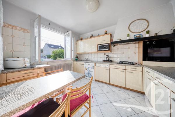 Maison à vendre  6 pièces - 140 m 2   VIGNEUX SUR SEINE  - 91