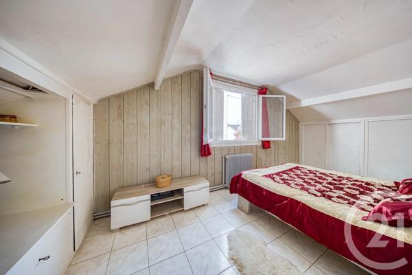 Maison à vendre  6 pièces - 140 m 2   VIGNEUX SUR SEINE  - 91