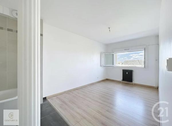 Appartement F2 à vendre  2 pièces - 47,19 m 2   ORLEANS  - 45