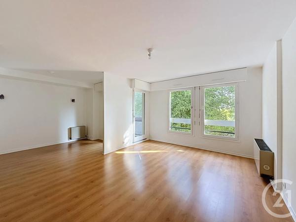 Appartement 4 Pièces à vendre  4 pièces - 92,58 m 2   AVON  - 77