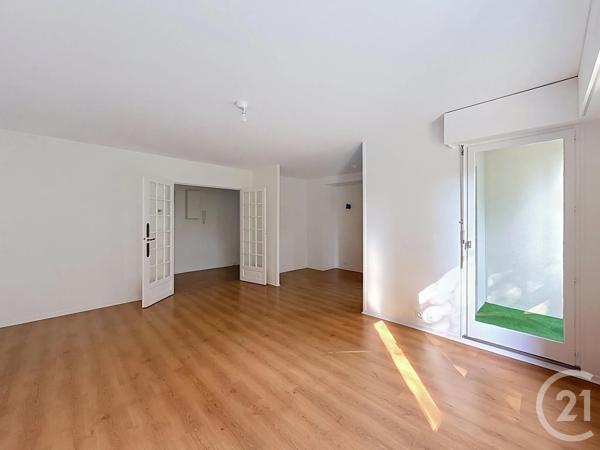 Appartement 4 Pièces à vendre  4 pièces - 92,58 m 2   AVON  - 77