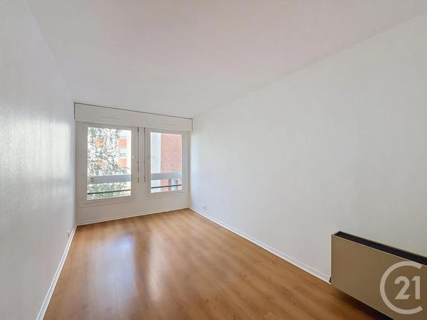Appartement 4 Pièces à vendre  4 pièces - 92,58 m 2   AVON  - 77