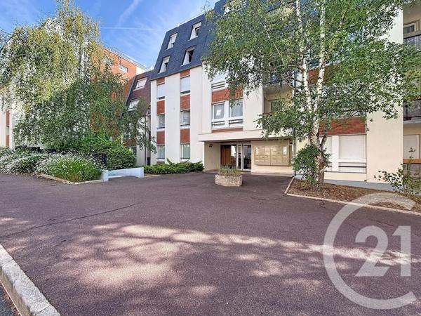 Appartement 4 Pièces à vendre  4 pièces - 92,58 m 2   AVON  - 77