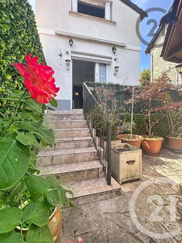 Appartement 4 Pièces à vendre  4 pièces - 92,58 m 2   AVON  - 77