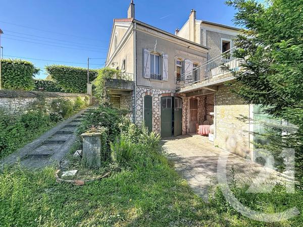 Appartement 4 Pièces à vendre  4 pièces - 92,58 m 2   AVON  - 77