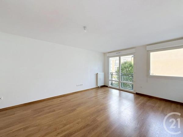 Appartement 4 Pièces à vendre  4 pièces - 92,58 m 2   AVON  - 77