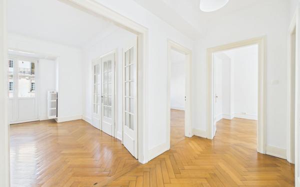 Appartement à louer    2 pièces • 76,39 m2 Strasbourg