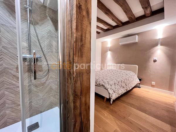 Vente
                Appartement65,3 m² - 4 Pièces -
                    ORLEANS (45000)