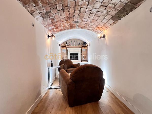 Vente
                Appartement65,3 m² - 4 Pièces -
                    ORLEANS (45000)