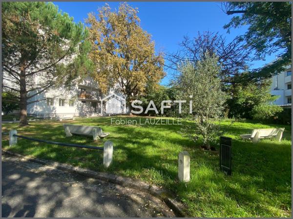 Entre le Parc Bordelais et le Golf CHARMANT T3 75m2 / LUMINEUX / BALCON / RANGEMENTS / DEUX CHAMBRES /  GARAGE FERME !!