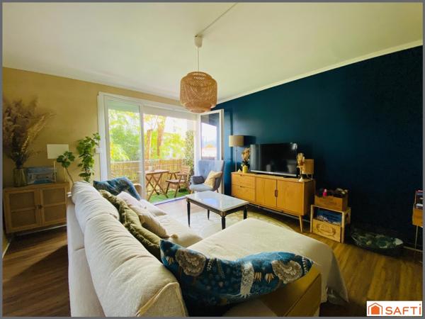 Entre le Parc Bordelais et le Golf CHARMANT T3 75m2 / LUMINEUX / BALCON / RANGEMENTS / DEUX CHAMBRES /  GARAGE FERME !!