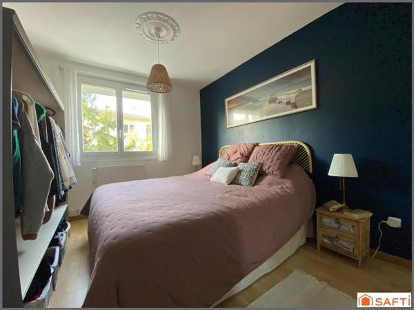 Entre le Parc Bordelais et le Golf CHARMANT T3 75m2 / LUMINEUX / BALCON / RANGEMENTS / DEUX CHAMBRES /  GARAGE FERME !!